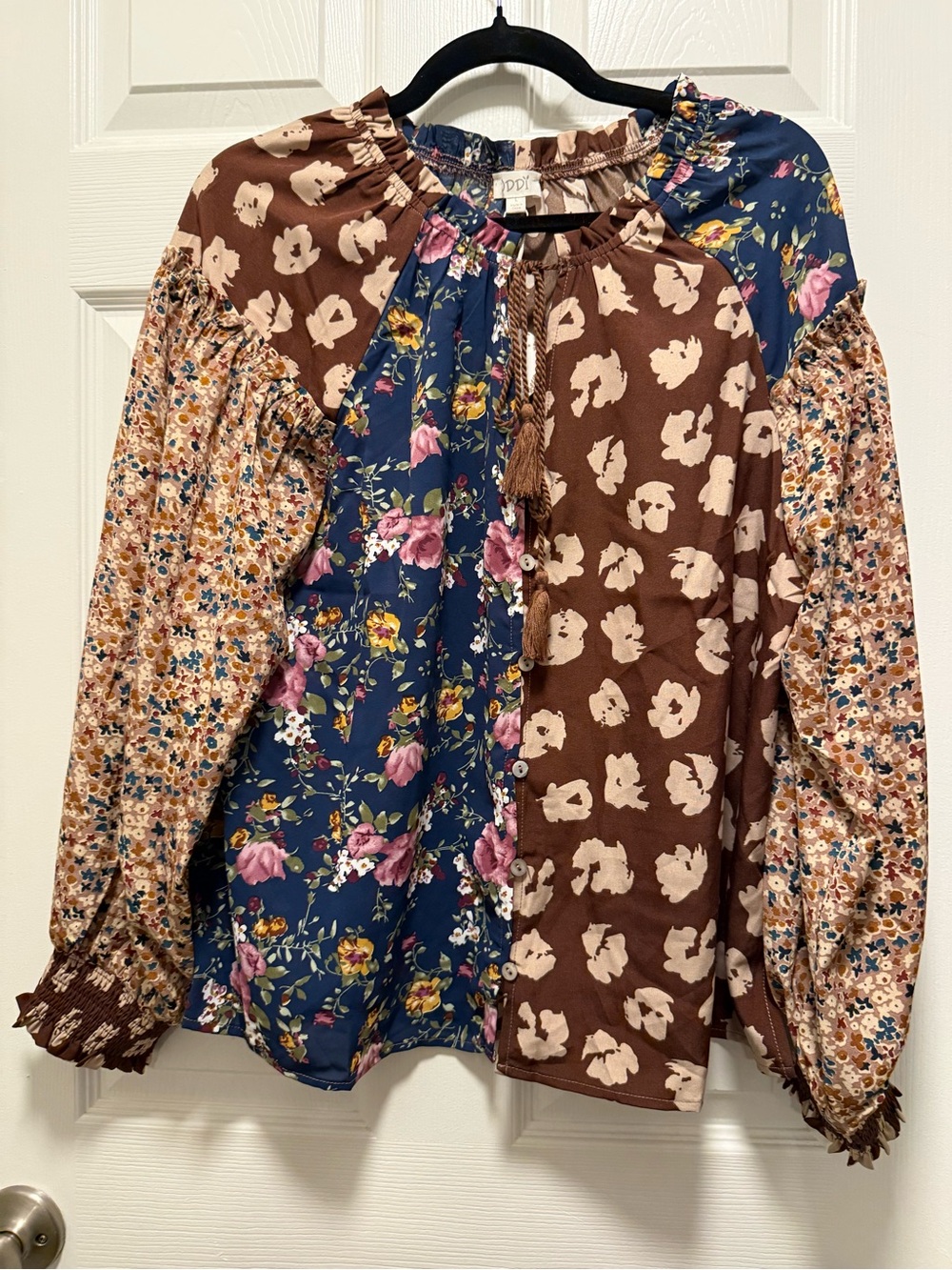 ODDY Mixed Floral Patchwork Blouse in Brown & Navy